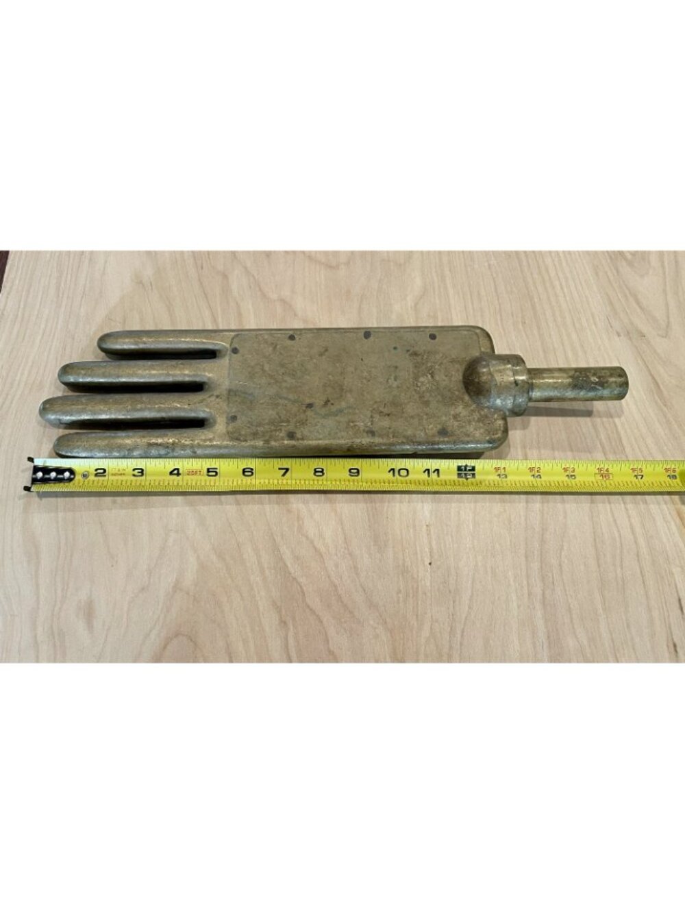 19th Century Industrial Solid Brass Hand Sculpture Glove Mold Factory 8 lbs - Picture 8 of 10